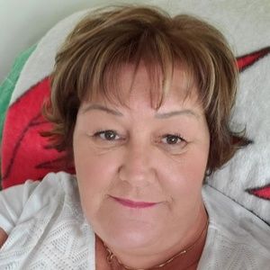 Meet your Posher, Claire